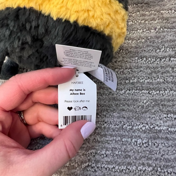 Jellycat Albee Bee, new with tags - Picture 3 of 3